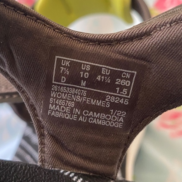 Clarks Cloudsteppers Olive Green Gray Sandal - Picture 10 of 10